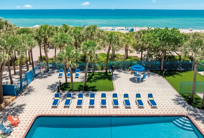 Crystal Beach Suites Oceanfront Apartments