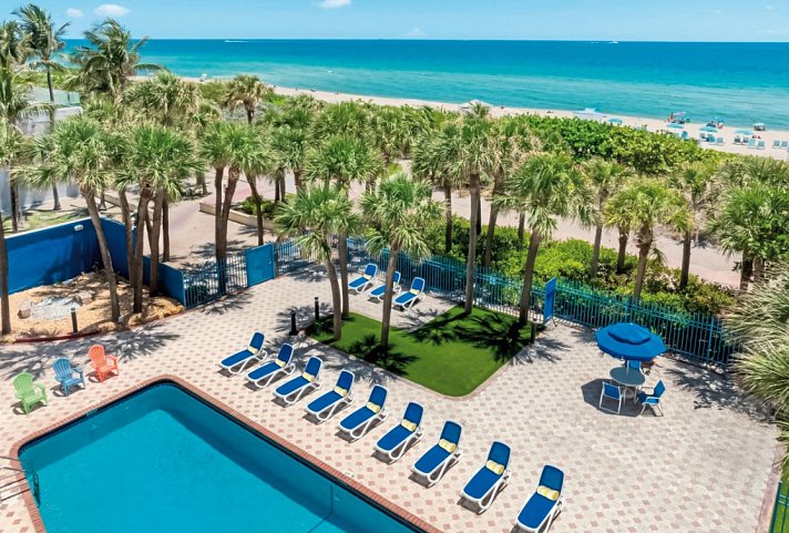 Crystal Beach Suites Oceanfront Apartments