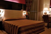 Flora - Wohnbeispiel Deluxe Seeblick Doppelzimmer (Zimmercodierung DB1)