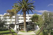 Les Orangers Beach Resort
