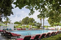 Les Orangers Beach Resort