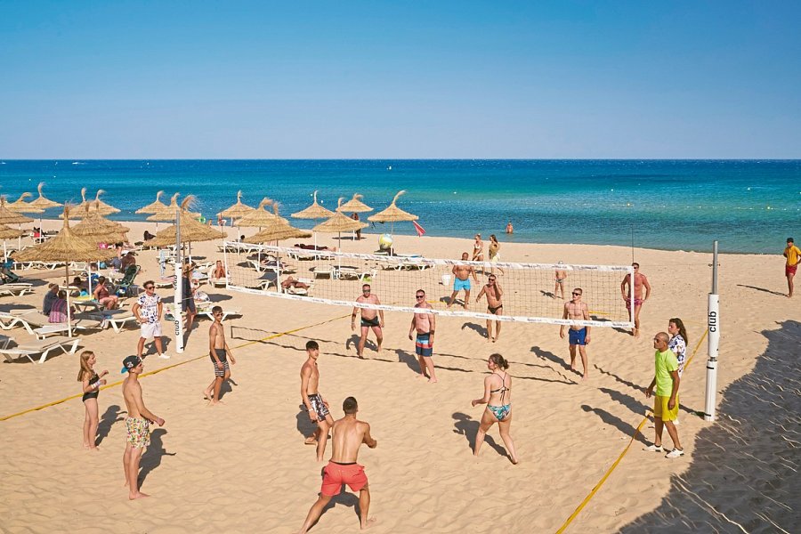 Nozha Beach & Spa