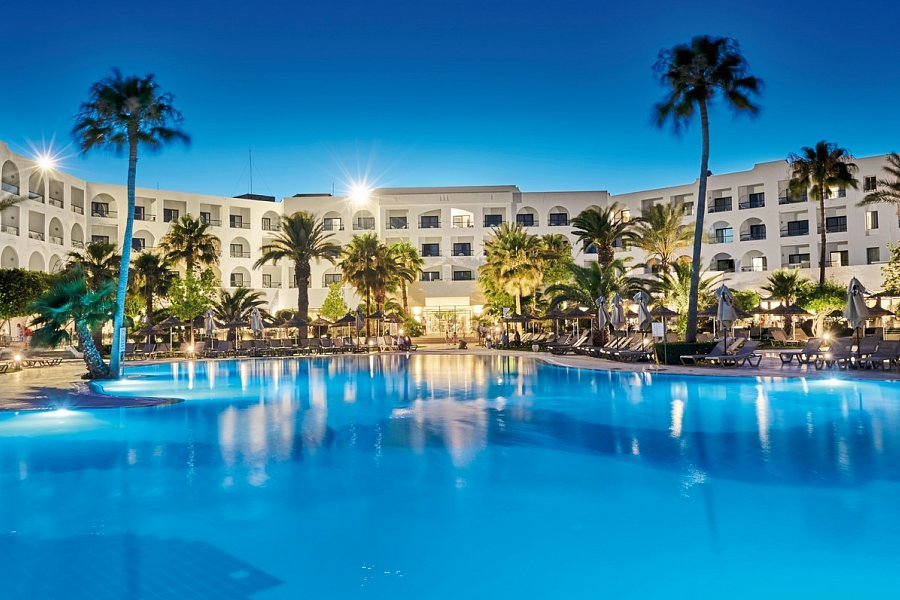 Nozha Beach & Spa