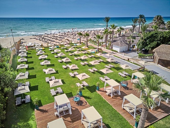 Nozha Beach & Spa