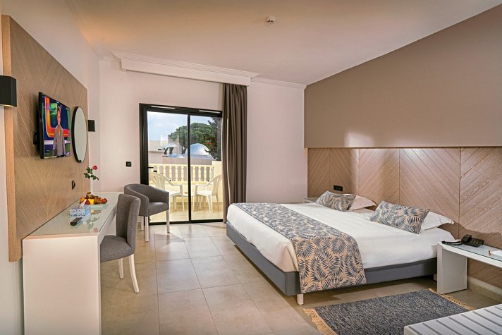 Calimera Delfino Beach Resort & Spa