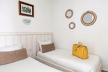 Golden Tulip President Hammamet - Wohnbeispiel Bungalow mit Verbindungstür (Zimmercodierung BV1)