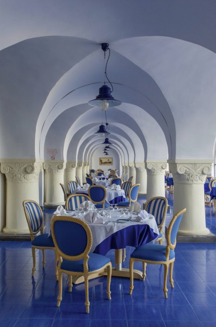 Regency Hotel & Spa
