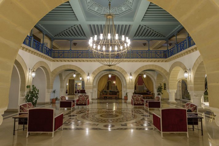 Regency Hotel & Spa