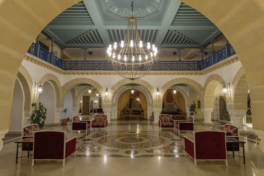 Regency Hotel & Spa
