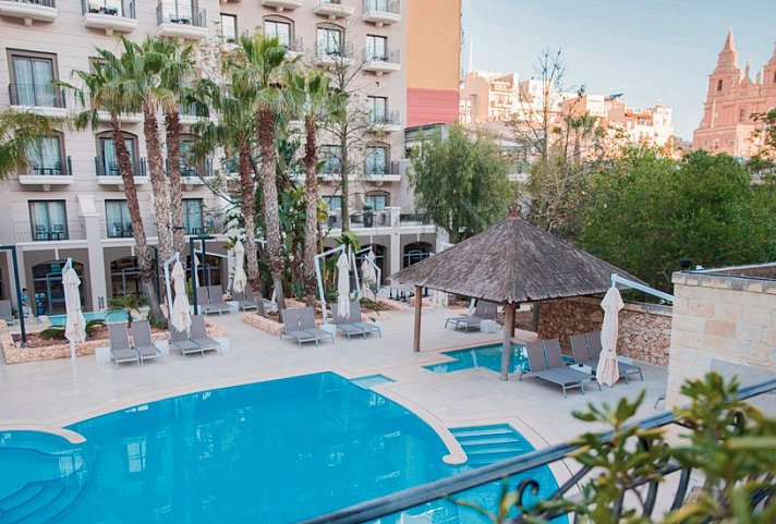 Maritim Antonine Hotel & Spa