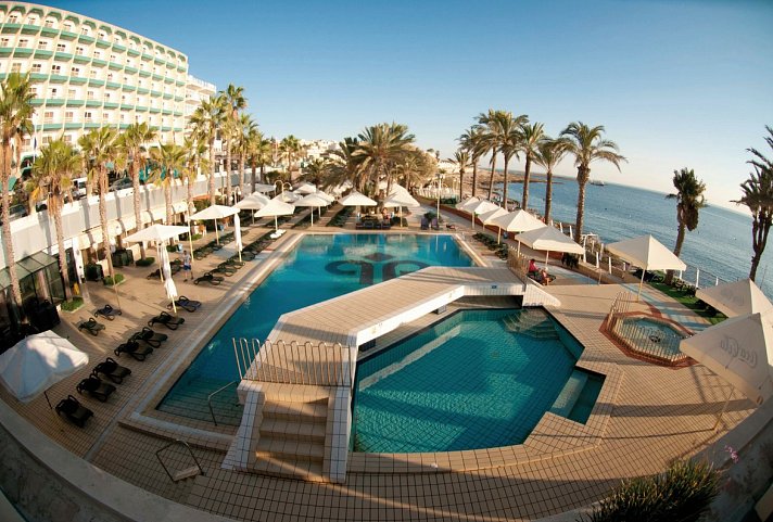 Qawra Palace Resort & Spa