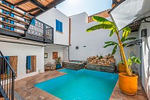 Chapel 5 Boutique Suites