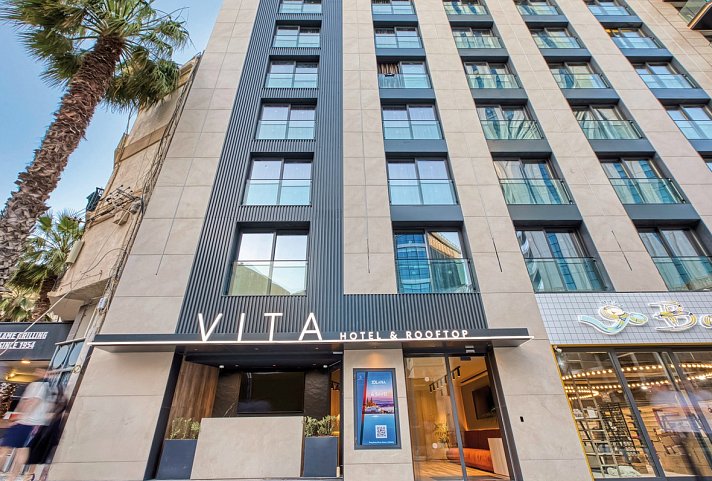 VITA Hotel & Rooftop