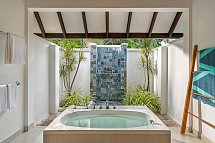 Niva Kurumba Maldives - Beispiel Bad Superior (Zimmercodierungen US1 & US7)