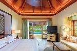 Sheraton Maldives Full Moon Resort & Spa