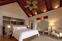 Dusit Thani Maldives - Wohnbeispiel Beach Villa (Zimmercodierungen VB1 & VB7)