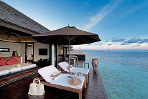 Lily Beach Resort & Spa - Wohnbeispiel Sunset Water Suite (Zimmercodierung WX1)