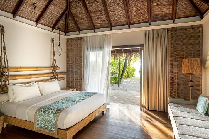 Constance Moofushi Maldives