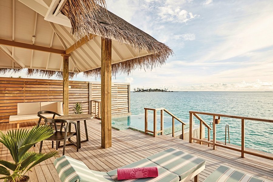 Sun Siyam Iru Veli - Beispiel Terrasse Ocean Villa with Pool (Zimmercodierungen VX1 & VV3)