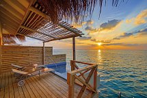 You&Me Maldives - Wohnbeispiel Lagoon Suite Pool (Zimmercodierungen VL3 & VX6)