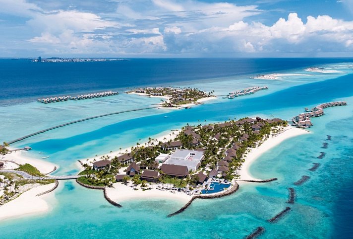 SAii Lagoon Maldives, Curio Collection by Hilton