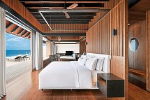 The Westin Maldives Miriandhoo Resort - Wohnbeispiel Overwater Villa Pool (Zimmercodierung VX2)