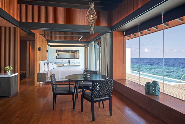 The Westin Maldives Miriandhoo Resort - Wohnbeispiel Overwater Villa Pool (Zimmercodierung VX2)