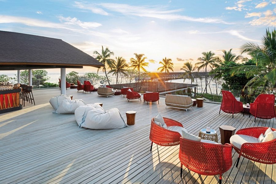 The Westin Maldives Miriandhoo Resort