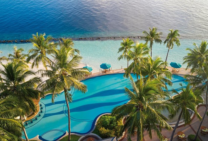 Royal Island Resort & Spa