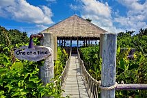 Six Senses Laamu - Restaurant LEAF