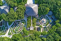 Six Senses Laamu - Leaf Restaurant with Organic Garden