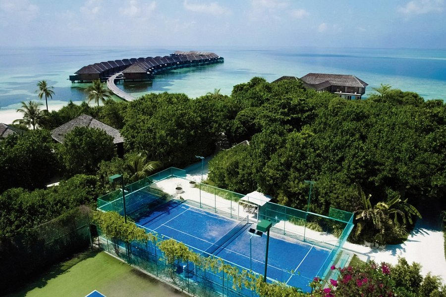 Hurawalhi Island Resort
