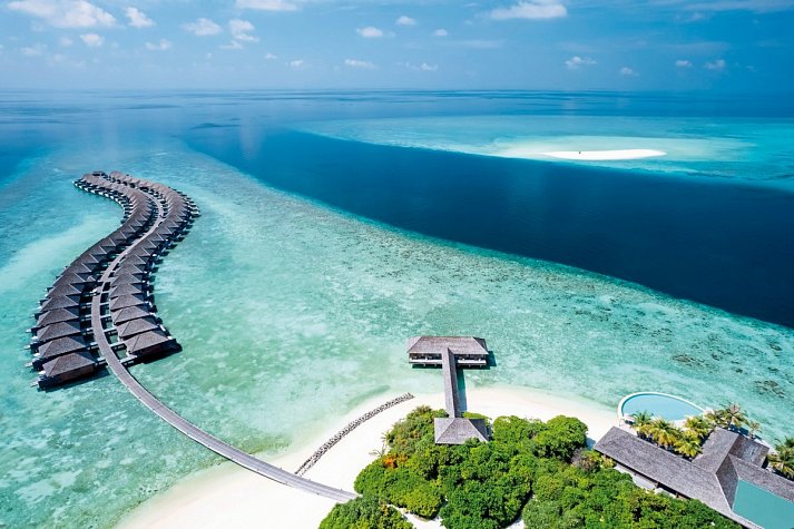 Hurawalhi Island Resort