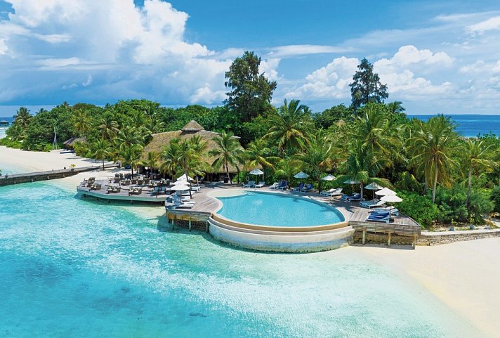 Komandoo Island Resort & Spa