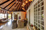 Komandoo Island Resort & Spa