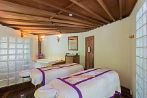 Komandoo Island Resort & Spa
