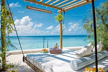 Komandoo Island Resort & Spa