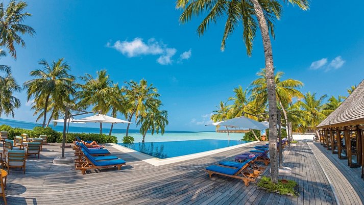 Vilamendhoo Island Resort & Spa