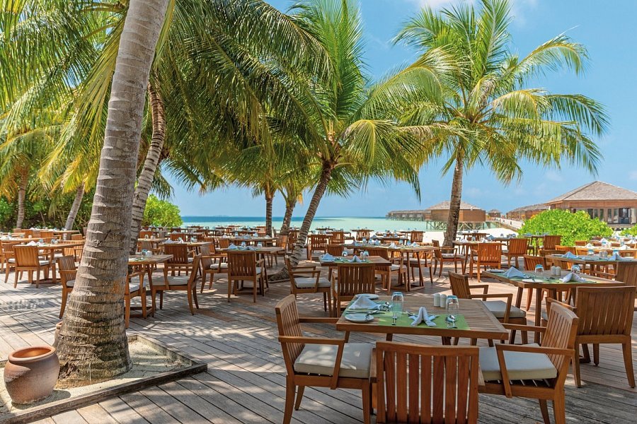 Vilamendhoo Island Resort & Spa