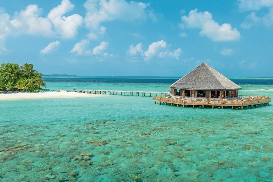 Vilamendhoo Island Resort & Spa