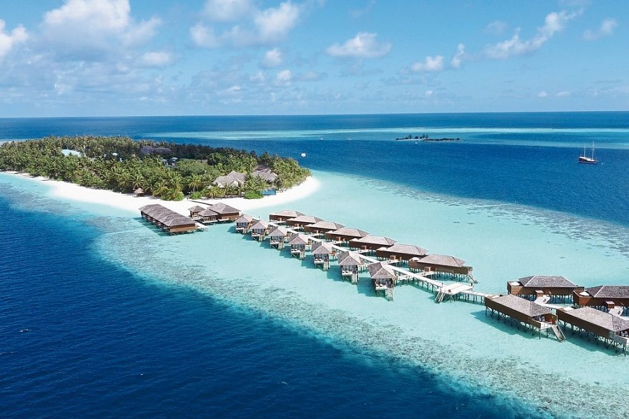 Vilamendhoo Island Resort & Spa