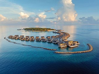 The St. Regis Maldives Vommuli Resort