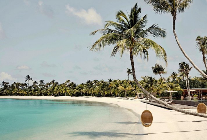 Patina Maldives, Fari Islands