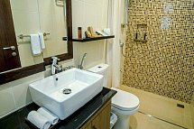 The Somerset Hotel - Beispiel Bad Executive Superior (Zimmercodierung US2)