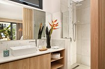 Coral Azur Beach Resort - Coral Signature Badezimmer (Zimmercodierungen UBG, UBM & UBO)