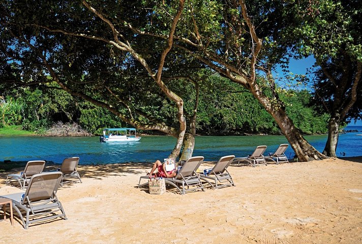 Ocean’s Creek Beach Hotel Mauritius