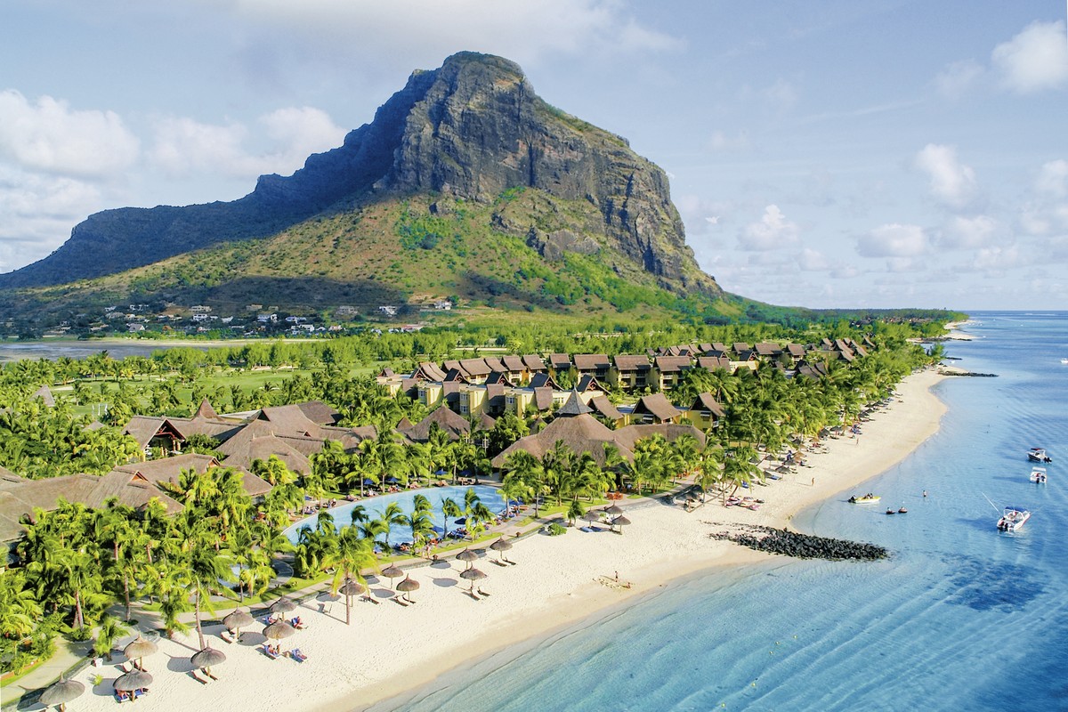 Paradis Beachcomber Golf Resort & Spa