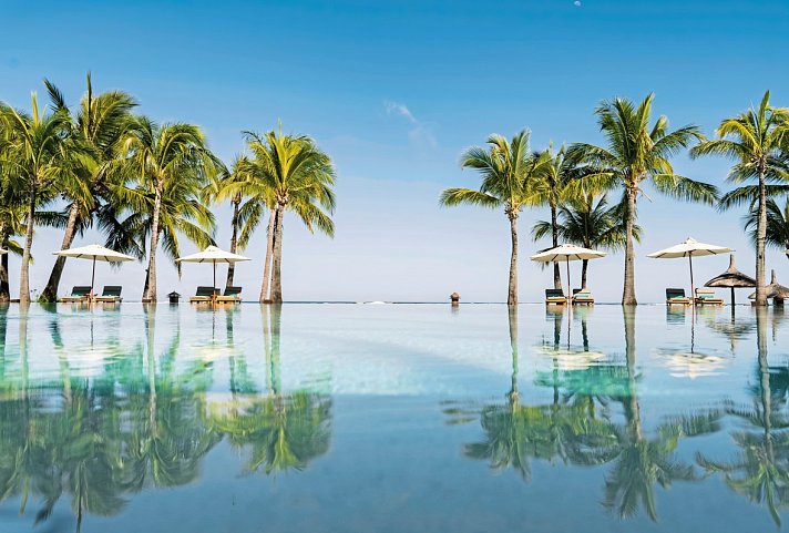 Paradis Beachcomber Golf Resort & Spa