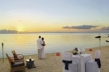 Victoria for 2 Beachcomber Resort & Spa