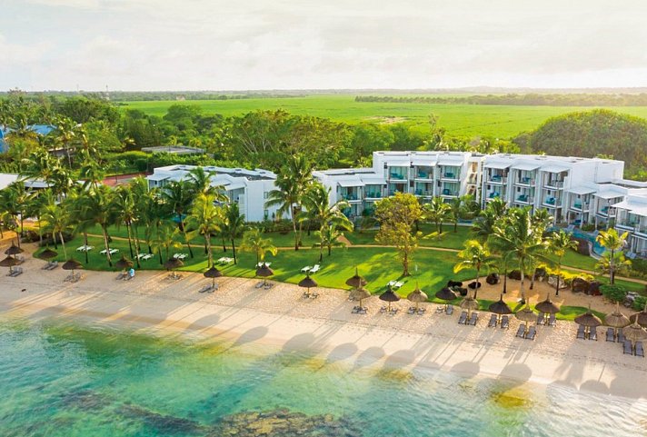 Victoria for 2 Beachcomber Resort & Spa